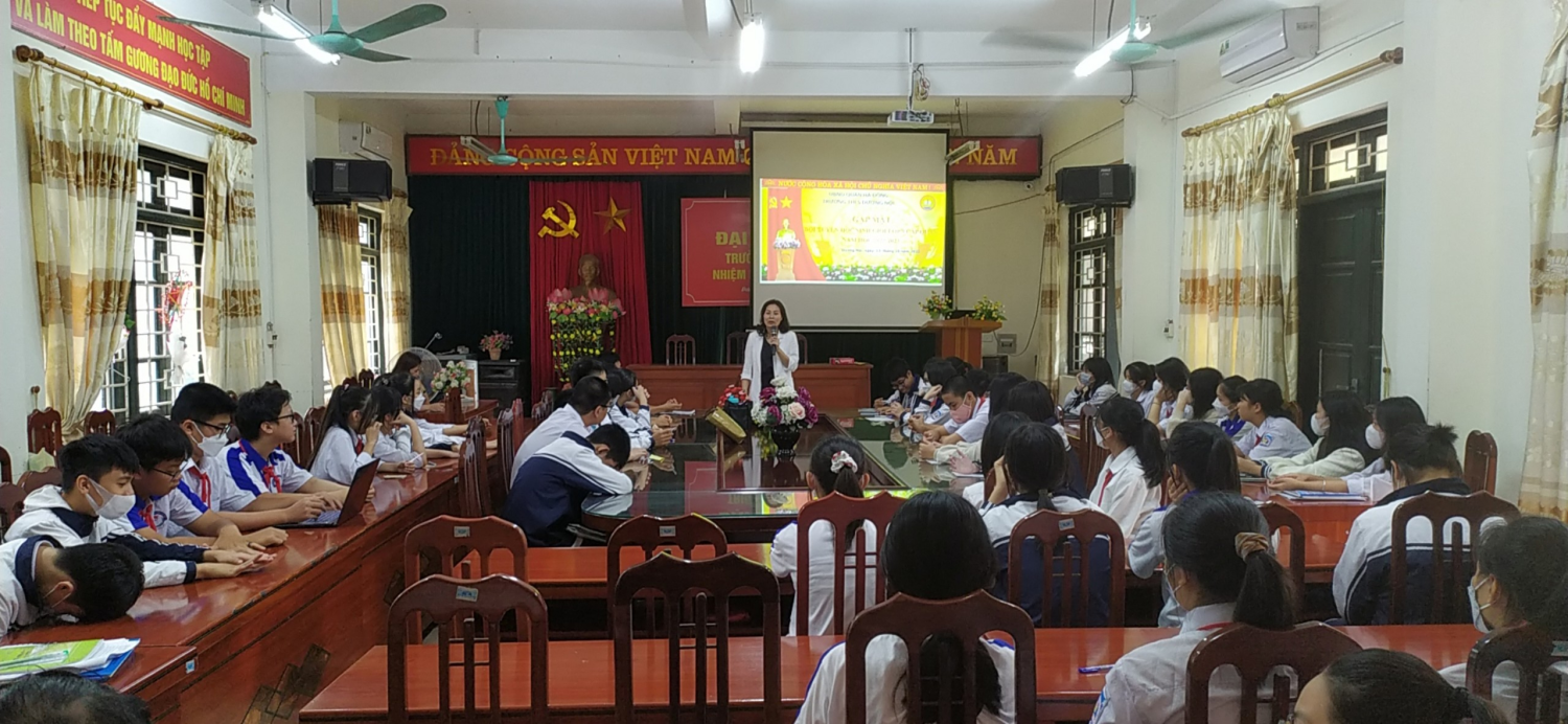 THCS Dương Nội tổ chức gặp mặt độ tuyển học sinh giỏi lớp 9 năm học 2022-2023